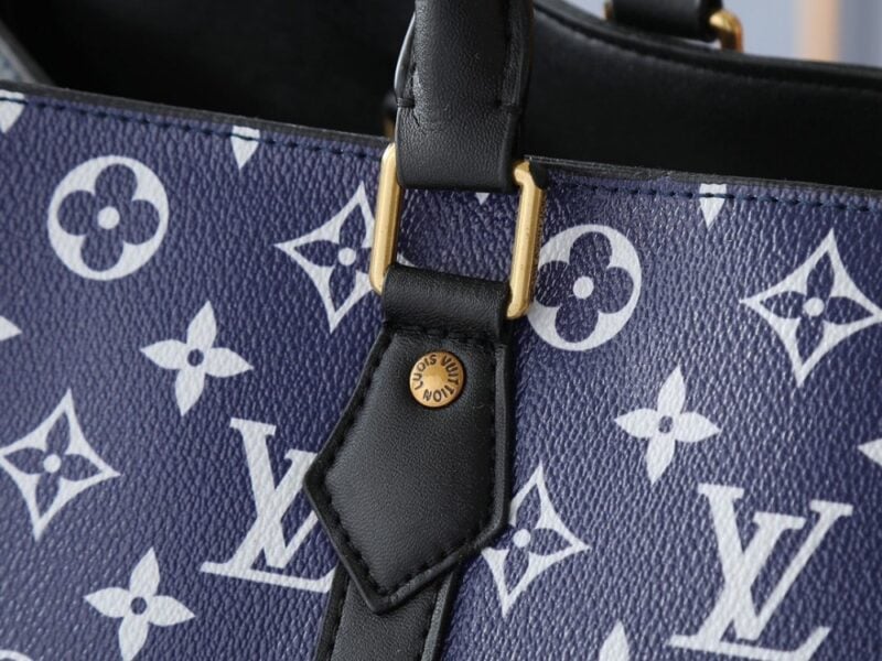 【AT10561】ルイ・ヴィトンのモノグラム柄ブルーハンドバッグ、芸術的なラグジュアリースタイル | Louis Vuitton