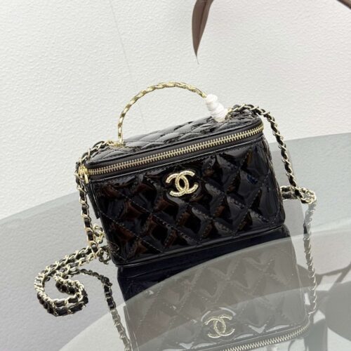 【AT10578】Chanelチェーン付き黒いダイヤ柄ボックスバッグ - ロマンチックでエレガントなファッションアイテム | Chanel