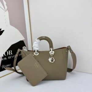 【AT10581】Dior（ディオール）Toujoursシリーズハンドバッグ - 女性の気品を演出するエレガントなファッションアート | Christian Dior