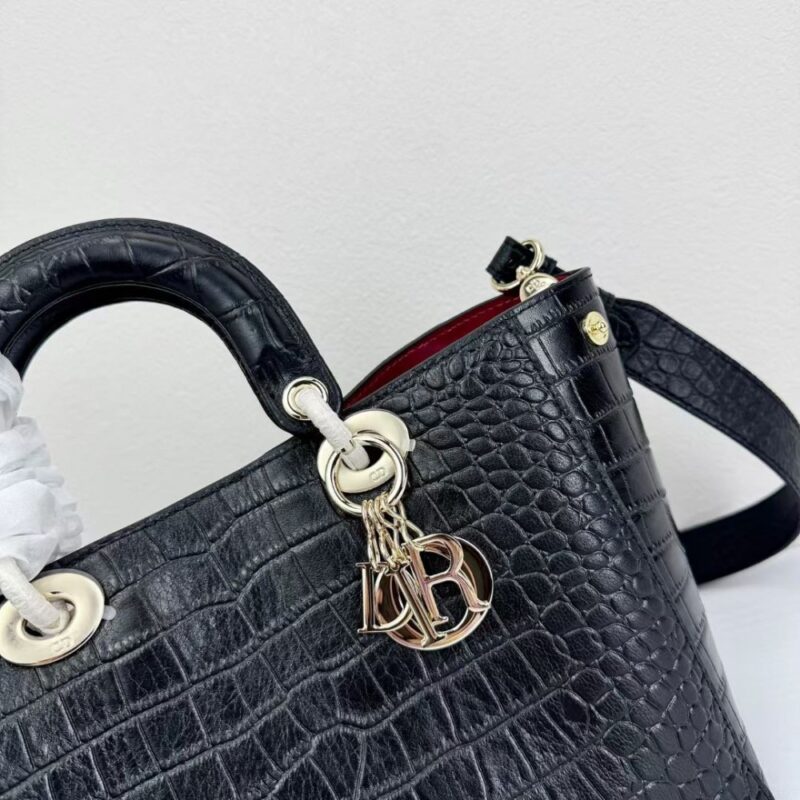 【AT10582】フランスのエレガントな都会のファッションと贅沢な牛革バッグ | Dior