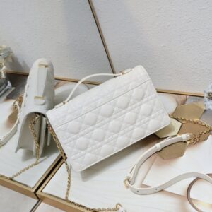 【AT10584】Diorディオール パールチェーンバッグ - 優雅なファッションアクセサリー | Christian Dior