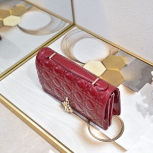 【AT10585】Dior/ディオール キャンバスチェーンバッグ：エレガントで都会の品位を示す女性のための贅沢な選択 | Christian Dior