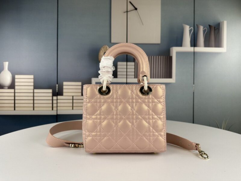 【AT10586】エレガントな女性のためのDior Ladyシリーズ ピンクレザーハンドバッグ | Christian Dior