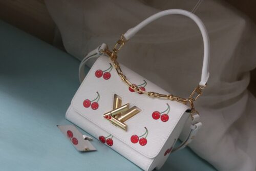 【AT10587】ルイ・ヴィトンTwistシリーズチェリープリントハンドバッグ | Louis Vuitton