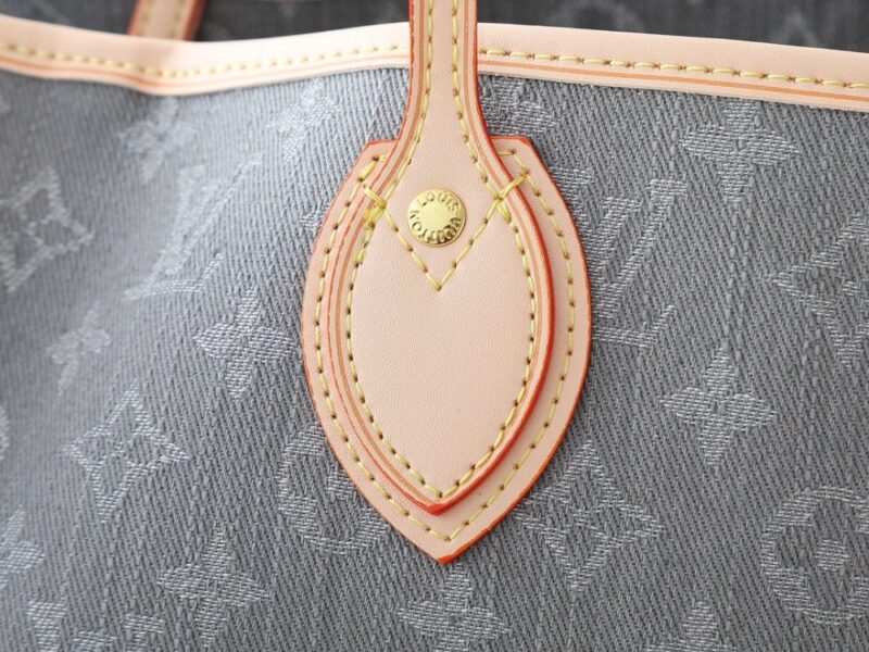 【AT10590】ルイ・ヴィトン Neverfull クラシックなモノグラムキャンバストートバッグ | LV
