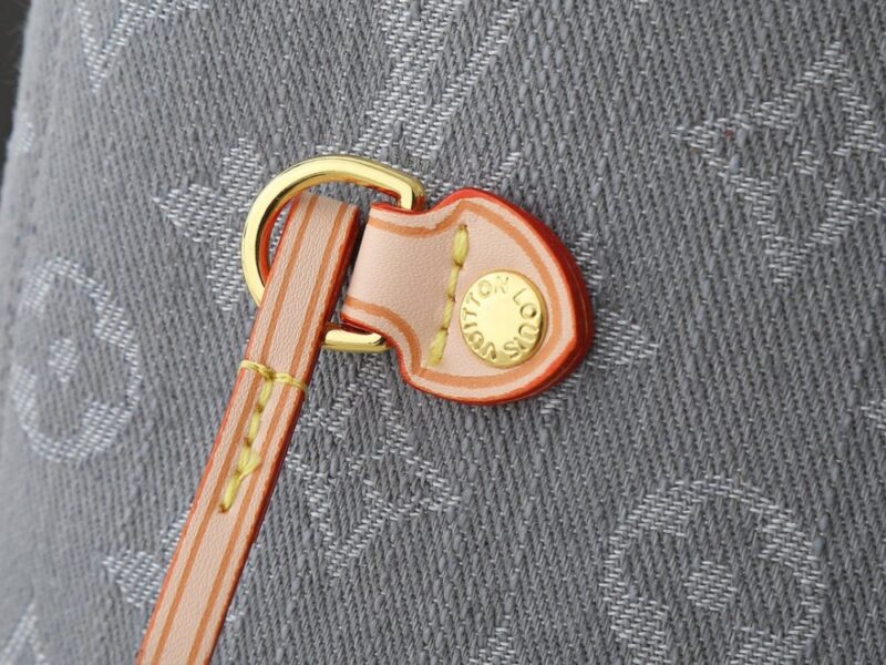 【AT10590】ルイ・ヴィトン Neverfull クラシックなモノグラムキャンバストートバッグ | LV