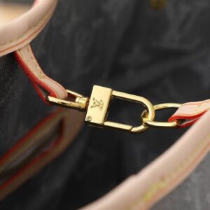 【AT10590】ルイ・ヴィトン Neverfull クラシックなモノグラムキャンバストートバッグ | LV
