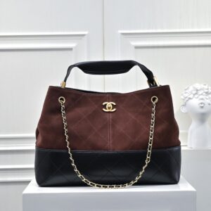 【AT10595】シャネルのヴィンテージ2色パッチワークスエードトートバッグ、日常使いに最適 | Chanel Paris