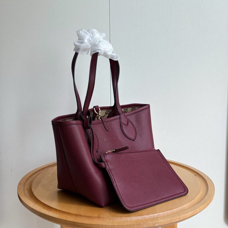【AT10600】ワインレッドの高級感漂うレディースハンドバッグ | Gucci Italy