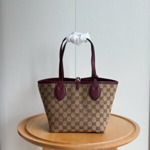 【AT10600】ワインレッドの高級感漂うレディースハンドバッグ | Gucci Italy