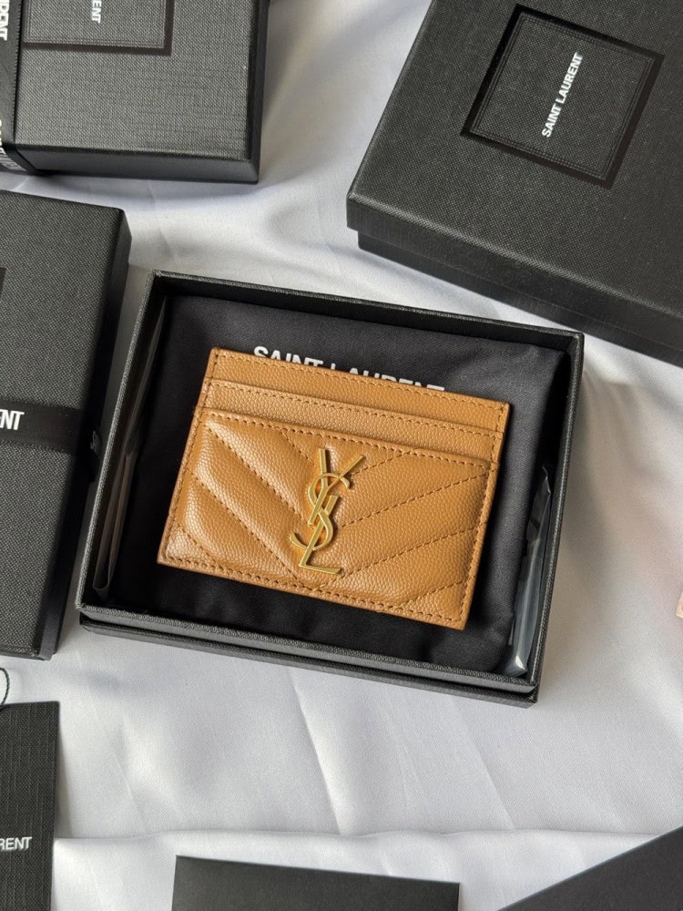 【AT10612】サンローラン クラシックカードケース - 贅沢なYSLアクセサリー | Saint Laurent Paris