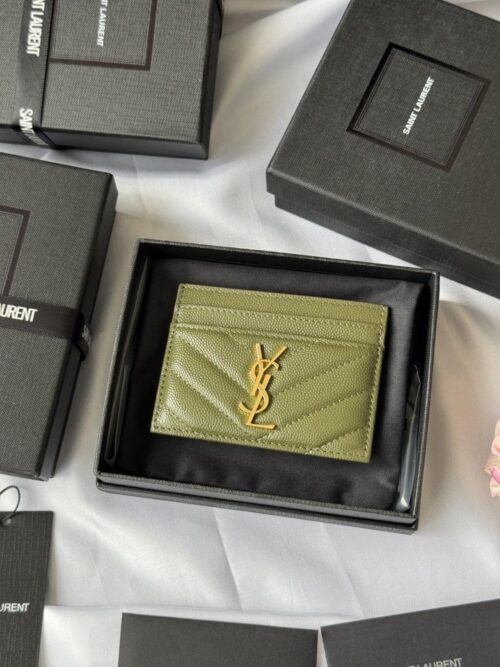 【AT10613】Saint Laurentクラシックカードケース - 上品なエレガンスと贅沢感を演出 | YSL