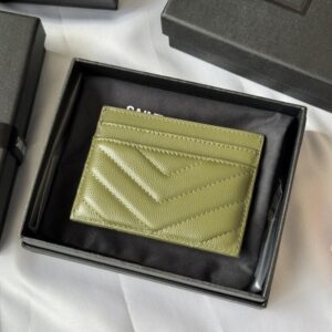 【AT10613】Saint Laurentクラシックカードケース - 上品なエレガンスと贅沢感を演出 | YSL