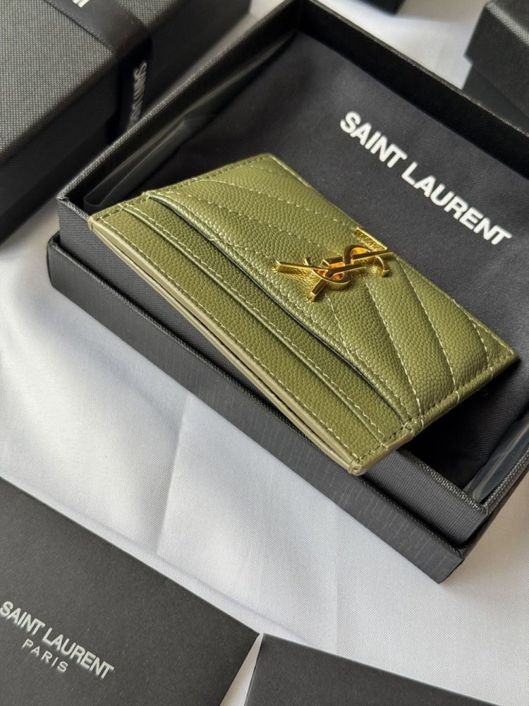 【AT10613】Saint Laurentクラシックカードケース - 上品なエレガンスと贅沢感を演出 | YSL