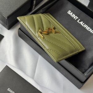 【AT10613】Saint Laurentクラシックカードケース - 上品なエレガンスと贅沢感を演出 | YSL