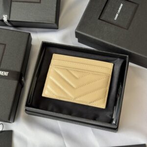 【AT10614】サンローランYSLの高級金色ヤギ革カードケース、エレガントで実用的なデザイン | Saint Laurent
