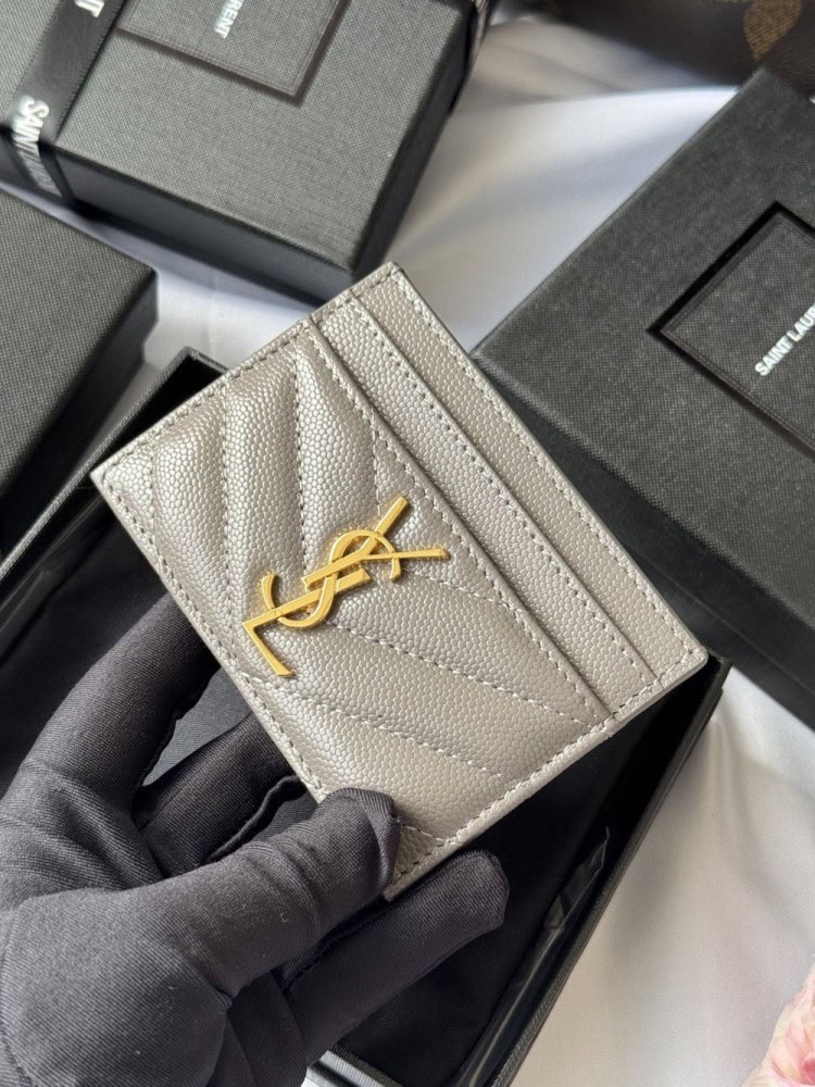 【AT10615】Saint Laurent モノグラム カードケース - 高品質な球面牛革とYSL金属ロゴが魅力的 | YSL
