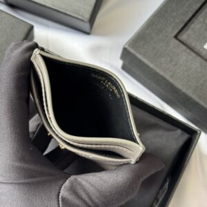 【AT10615】Saint Laurent モノグラム カードケース - 高品質な球面牛革とYSL金属ロゴが魅力的 | YSL