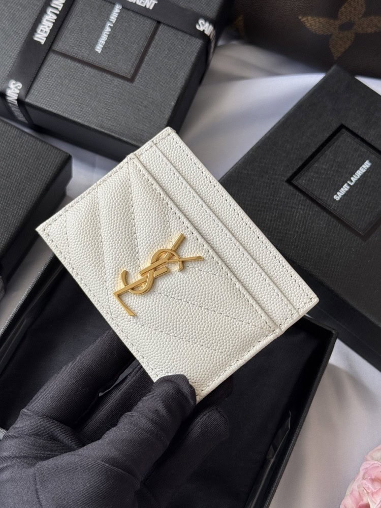 【AT10617】Saint Laurent（サンローラン）高級感を表現するYSLアイコンカードケース | Saint Laurent