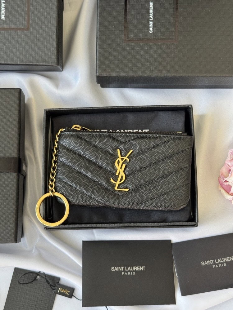 【AT10620】サンローランのゴージャスでミニマリストなコインケース - 高級な革素材とエレガントなデザイン | YSL