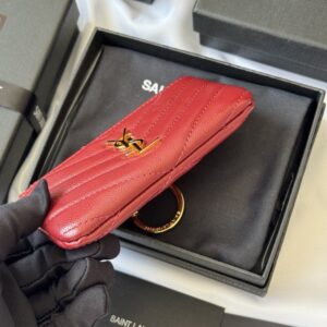 【AT10624】サンローランVモノグラムシリーズミニコインケース｜上質な牛革製｜高級感たっぷり｜男女兼用 | Saint Laurent