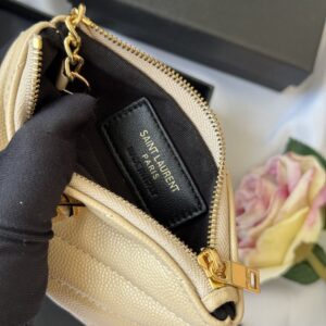 【AT10625】セイント ローラン YSL ミニ型押し牛革コインケース | デザイン豪華で多機能、エレガントなライフスタイルに対応 | Yves Saint Laurent