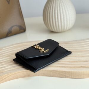 【AT10626】サンローランの贅沢なエンボスカードケース | YSL