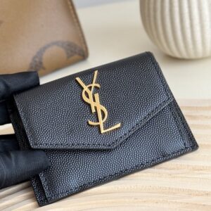 【AT10626】サンローランの贅沢なエンボスカードケース | YSL