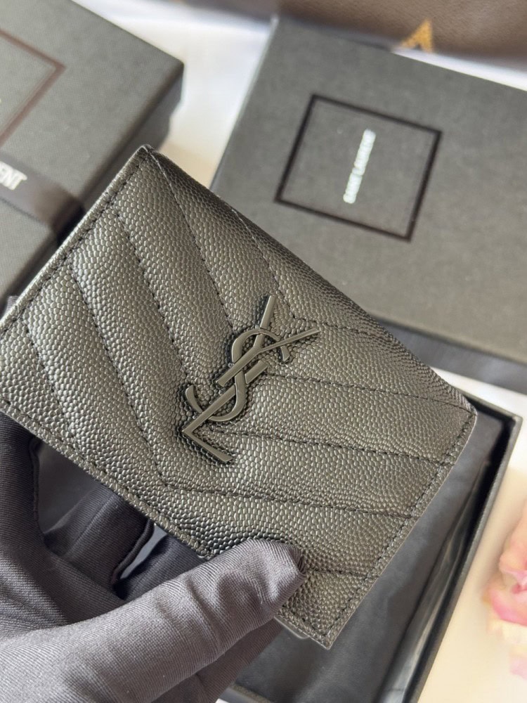 【AT10641】サンローランクラシックキャビアカーフショートウォレット - Saint Laurent Classic Caviar Calf Short Wallet | Saint Laurent Paris