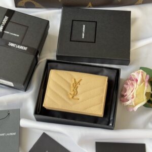 【AT10644】サンローラン YSL エンボスレザーショートウォレット | Yves Saint Laurent