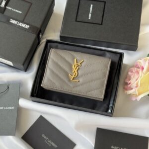 【AT10647】Saint Laurent サンローラン キャビア柄レザーショートウォレット | Saint Laurent Paris