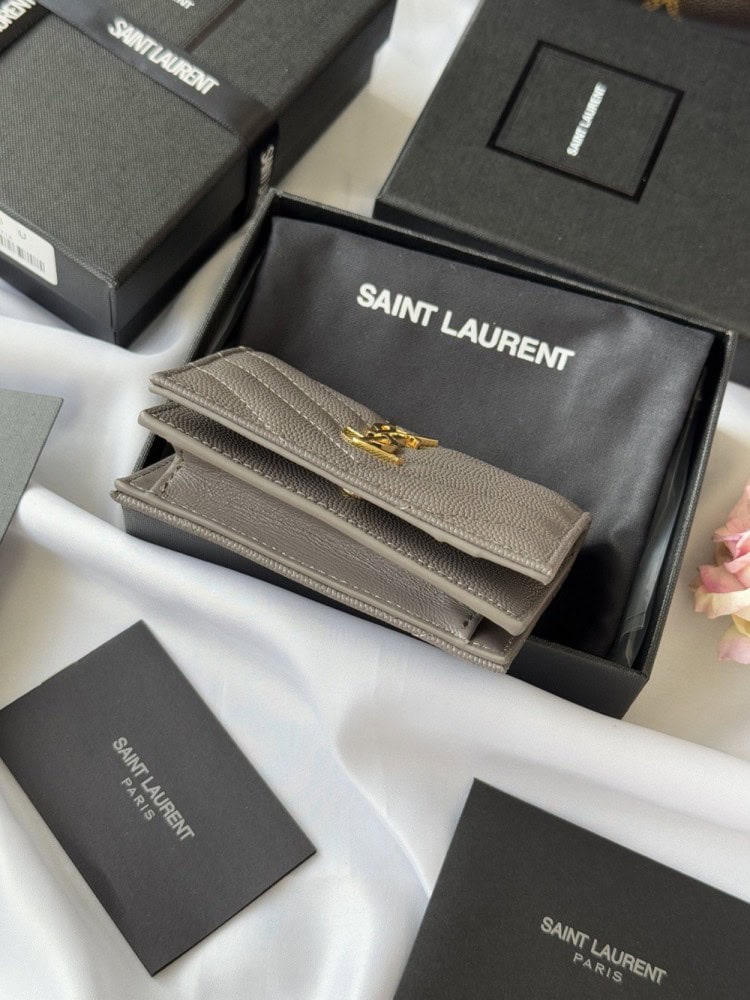 【AT10647】Saint Laurent サンローラン キャビア柄レザーショートウォレット | Saint Laurent Paris