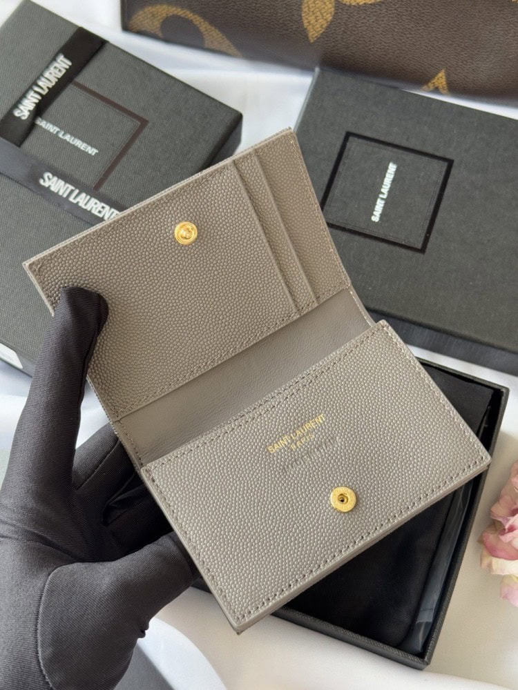 【AT10647】Saint Laurent サンローラン キャビア柄レザーショートウォレット | Saint Laurent Paris