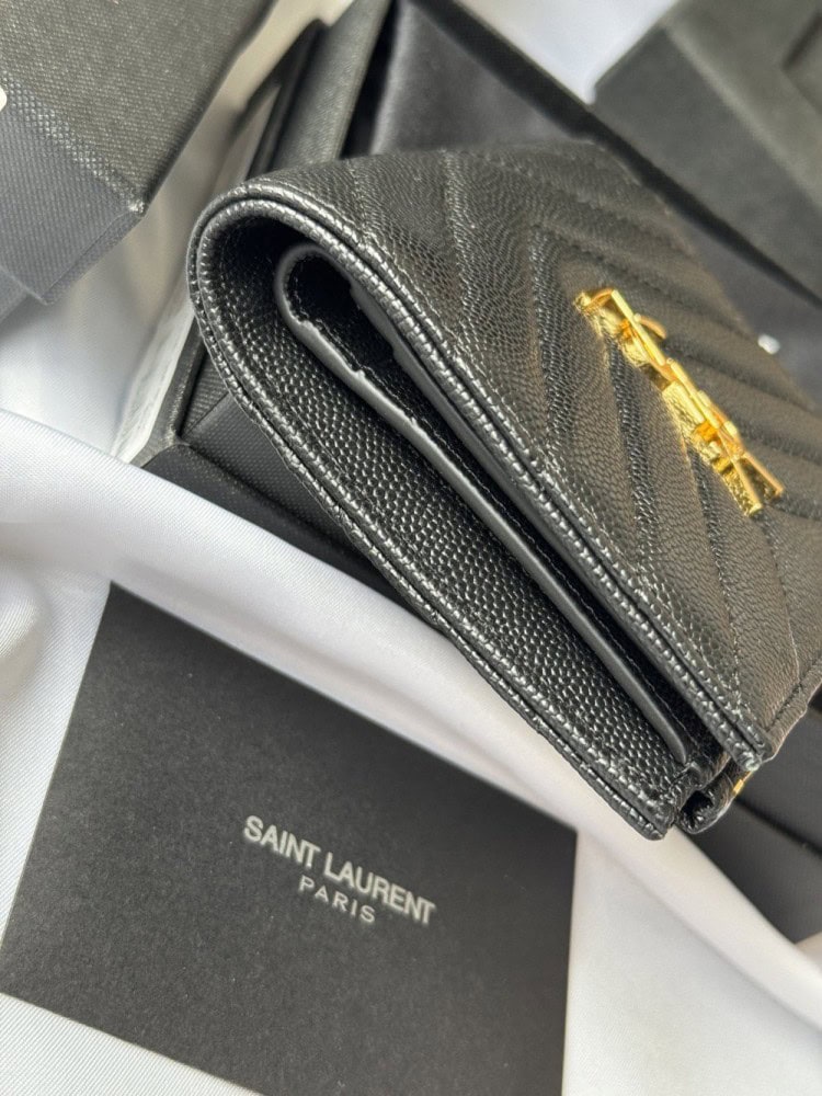 【AT10651】Saint Laurent サン ローラン Classic クラシック キャビアスキン ウォレット | Saint Laurent
