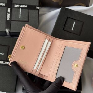 【AT10655】サンローランYSLピンクレザーウォレット – 高級感溢れるファッションアイテム | YSL