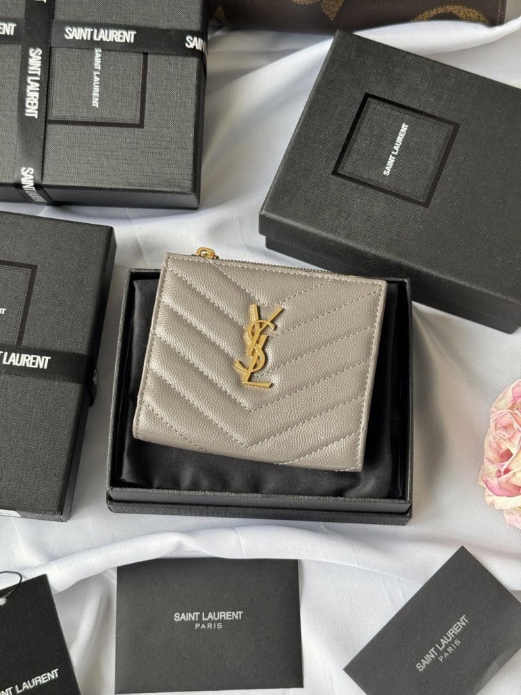 【AT10656】サンローラン(Saint Laurent) クラシックシリーズ 財布 フィッシュスキン柄羊革カードケース 男性用 | Saint Laurent