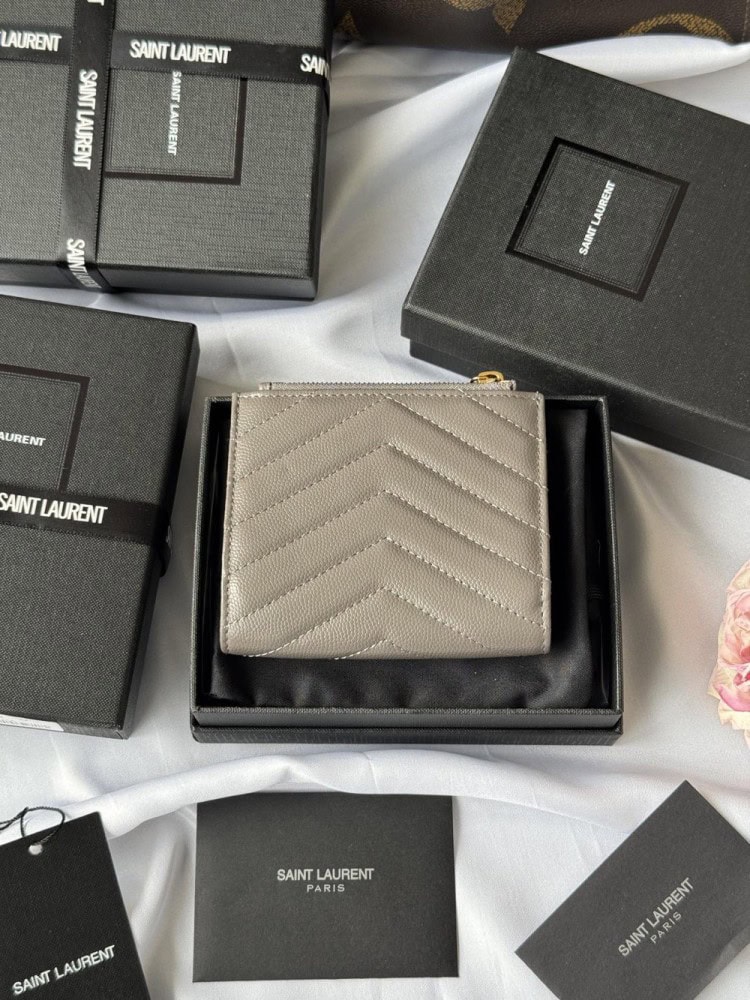 【AT10656】サンローラン(Saint Laurent) クラシックシリーズ 財布 フィッシュスキン柄羊革カードケース 男性用 | Saint Laurent