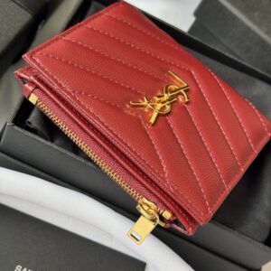 【AT10658】サンローランのクラシックな赤色牛革カードケース、優雅で実用的なアクセサリー | Yves Saint Laurent