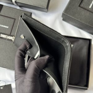 【AT10659】セント ローラン YSL キャビア レザー カードケース ラグジュアリー バッグ | Yves Saint Laurent