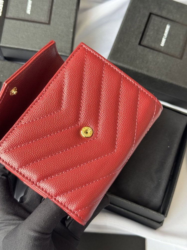 【AT10664】サンローランYSLクラシッククロコダイル柄三つ折り財布 ワインレッド 高級牛革素材 | Saint Laurent Paris