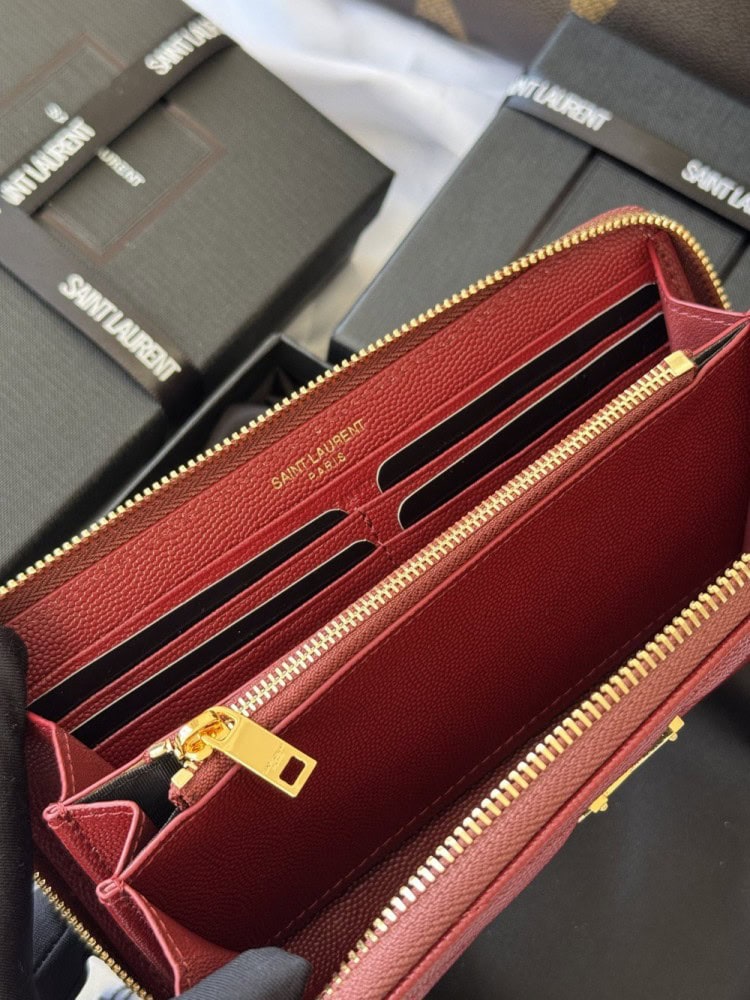 【AT10668】セントローレントのローズレッドメタリックカビアレザーウォレット | YSL