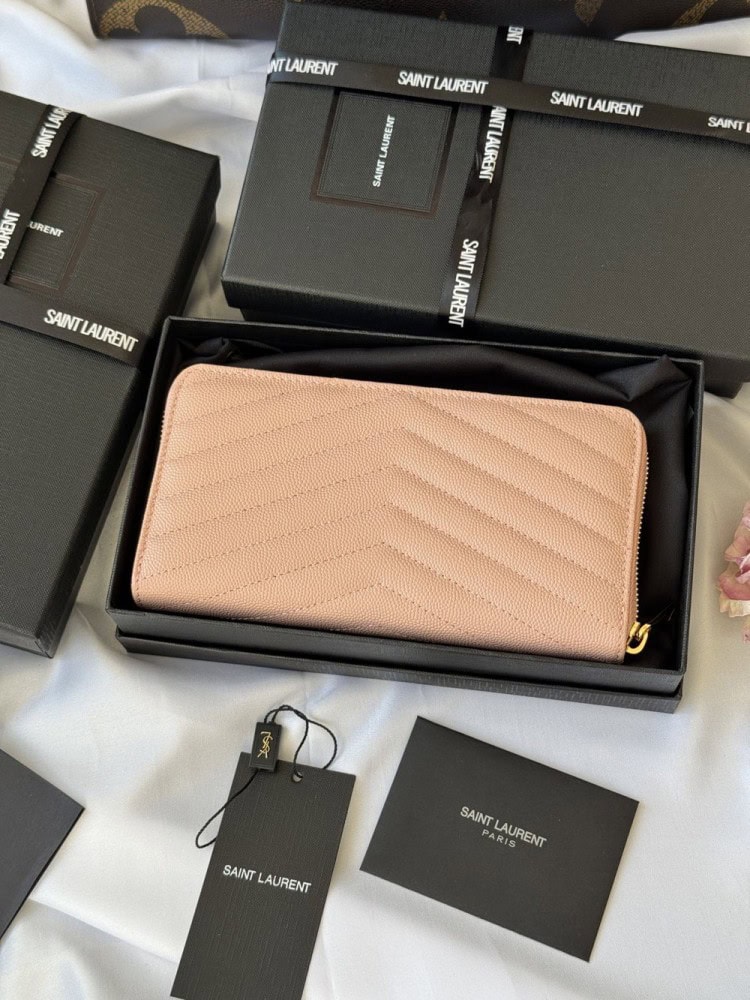 【AT10669】サンローランの高級フィッシュスケール柄レザー財布 | Saint Laurent Paris