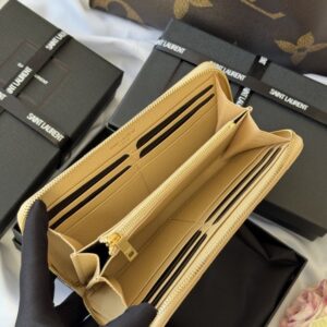 【AT10671】Saint Laurent クラシック キャビア革ウォレット - 贅沢なエレガンスと機能性の融合 | Saint Laurent