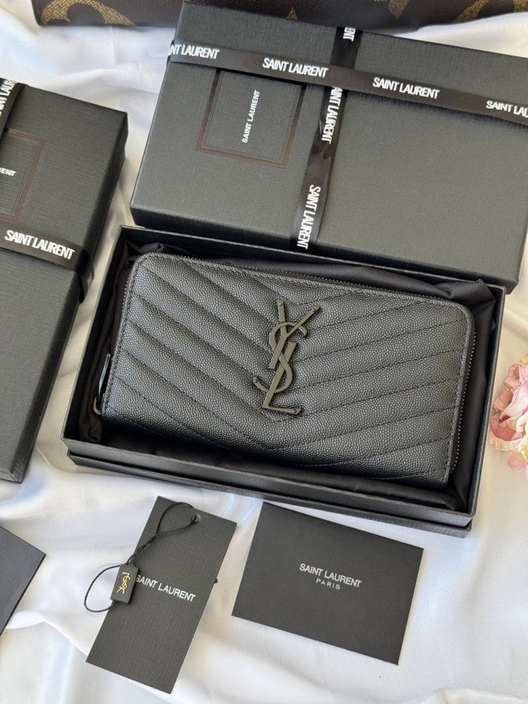 【AT10673】サンローランエレガントなキャビアスキンクラシックウォレット | Saint Laurent Paris