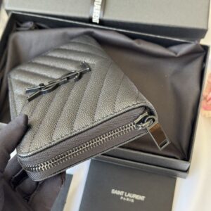 【AT10673】サンローランエレガントなキャビアスキンクラシックウォレット | Saint Laurent Paris
