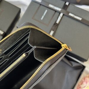 【AT10675】サンローラン（Saint Laurent）フィッシュスキン柄カーフスキン財布 YSLロゴ入り | YSL