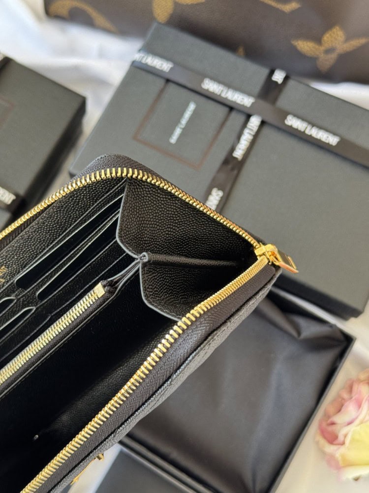【AT10675】サンローラン（Saint Laurent）フィッシュスキン柄カーフスキン財布 YSLロゴ入り | YSL