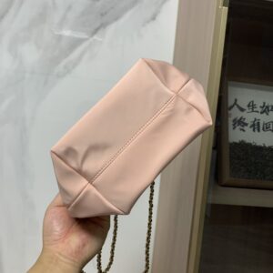 【AT10680】トリーバーチTory Burch エラミニチェーンバッグ - 都会の女性の優雅さを引き立てるアイテム | Tory Burch