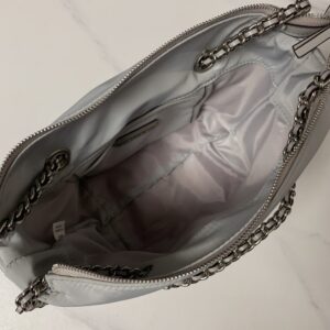 【AT10681】トリーバーチのEllaミニチェーンバッグ - 優雅な再生ナイロン素材で軽快な日常必需品 | Tory Burch