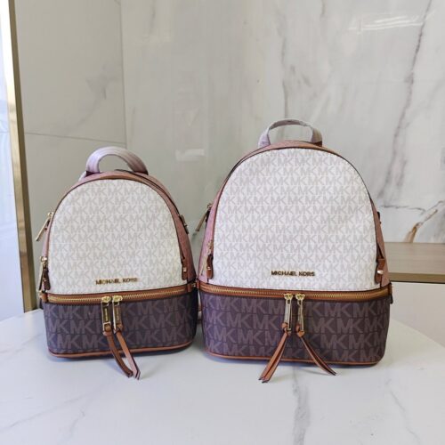 【AT10684】マイケル・コースのRhea Zip バックパック - 都会のファッションとくつろぎを放つバッグ | Michael Kors